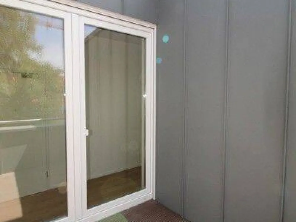 Wow! Very bright 3-room attic apartment with balcony