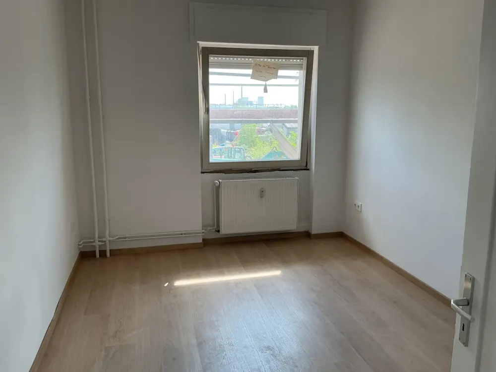 Schöne 3-Zimmer-Wohnung mit Tageslichtbad und Balkon in Hanau zu vermieten