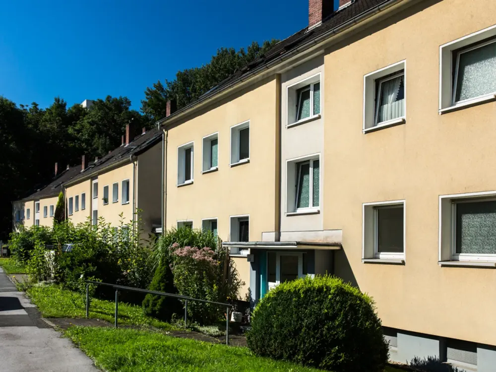 *** Und Sie wollen im GRÜNEN wohnen ? ***