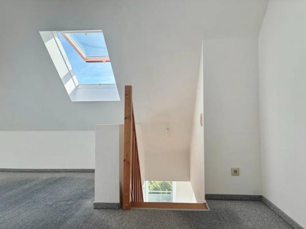 Ab 15.11. verfügbar, DG Wohnung mit 90 qm, 3 Zimmer
