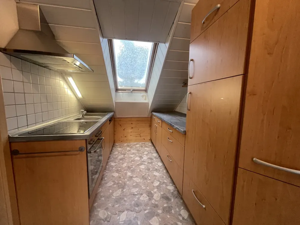 3-Zimmer Dachgeschosswonung in Wernau - ideal für Pendler, Rentner, oder Paare