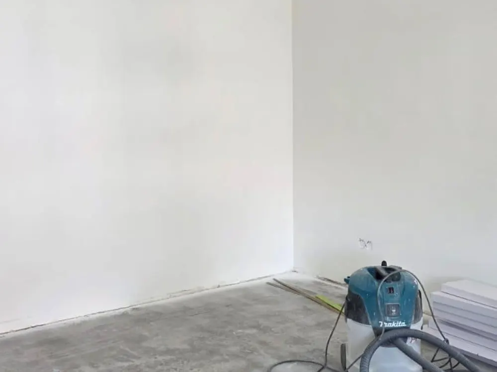 renovierte 2- Zimmerwohnung mit Balkon