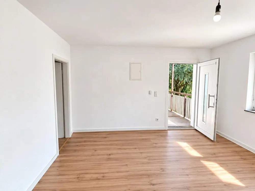 Bright 2-room apartment with balcony in Neunkirchen
