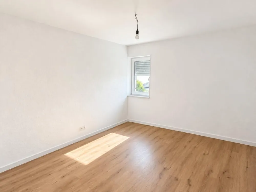 Bright 2-room apartment with balcony in Neunkirchen