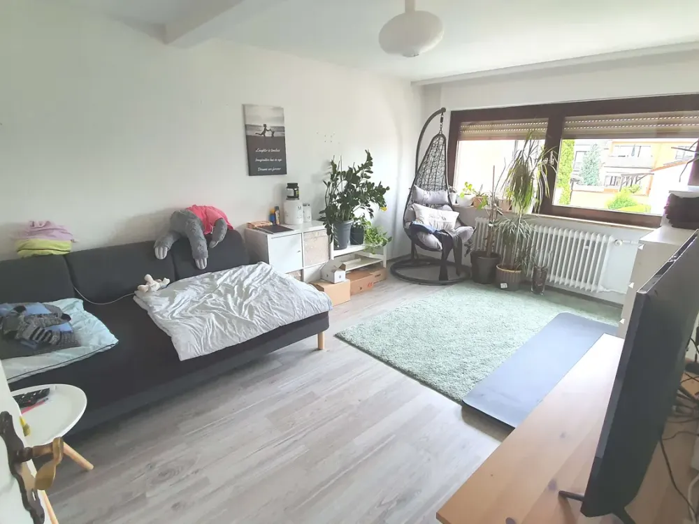 HEUSENSTAMM: 3 ZW m. Sonnengarten in 3 Fam.Haus
