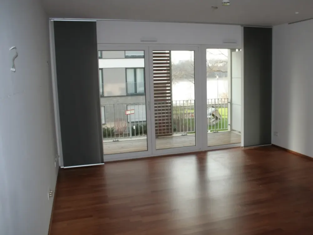 Wohnung mit 3 Zimmern, Balkon und Rheinblick in Köln-Mülheim