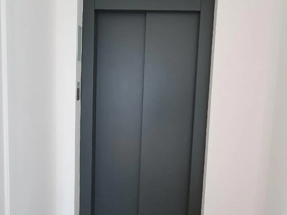 Penthouse in Garbsen: 120 qm Wohnfläche mit großer Dachterrasse, Parkett, Fußbodenheizung, Aufzug bis in die Wohnung und Stellplatz