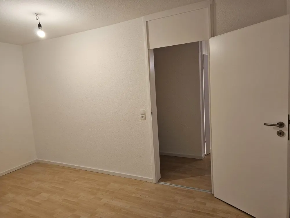 biete 2 Zimmer Wohnung exclusive 56qm