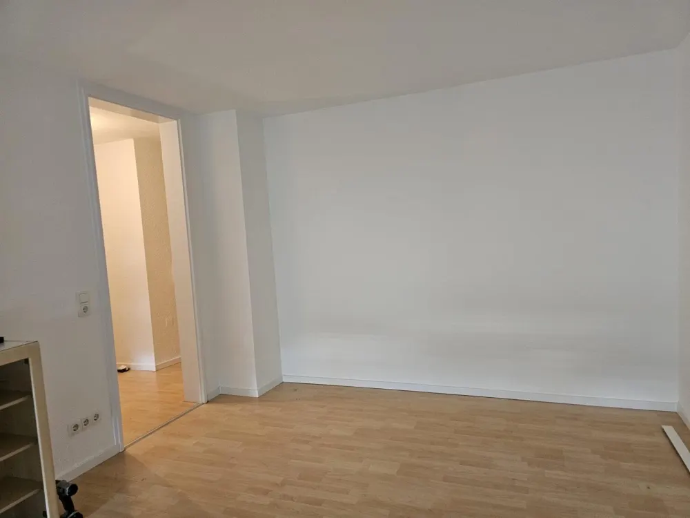 biete 2 Zimmer Wohnung exclusive 56qm