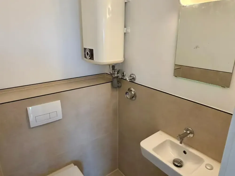 Topp, sanierte 3,5 Zimmer-Wohnung in Zentrumslage von Sindelfingen mit Außenstellplatz!