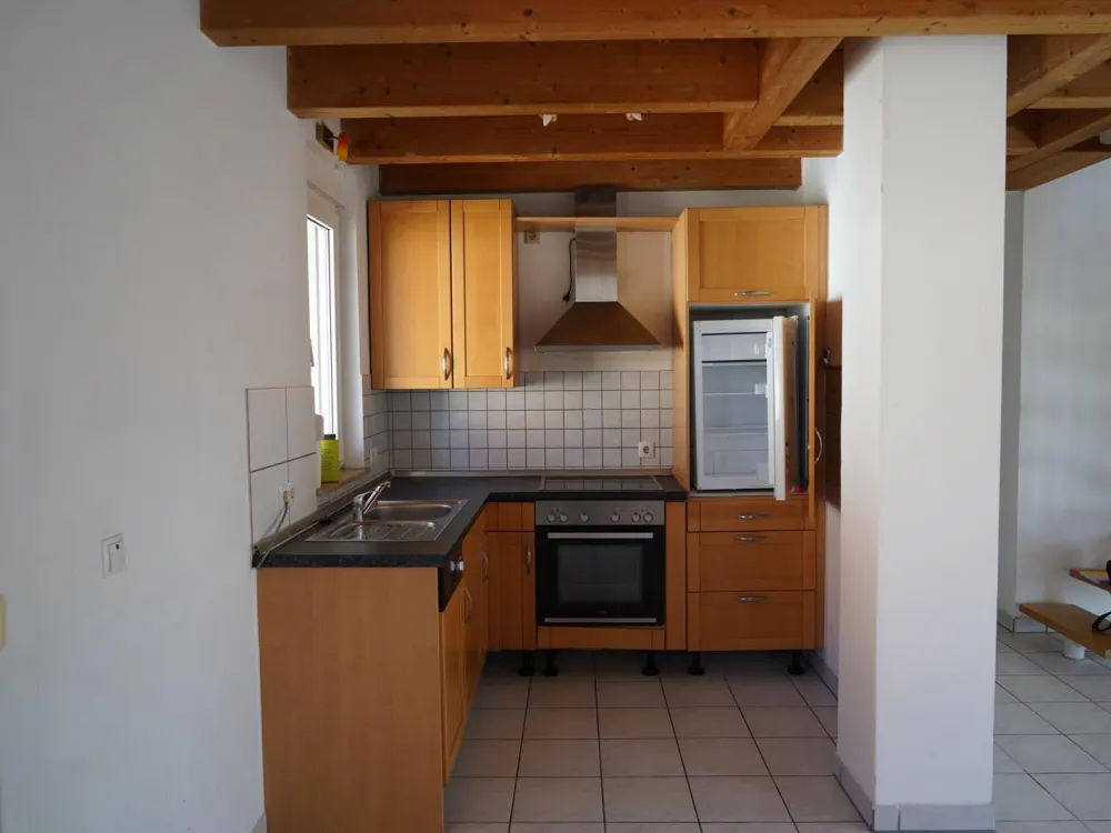 Galeriewohnung ab den 1.11.26 zu vermieten 800+NK