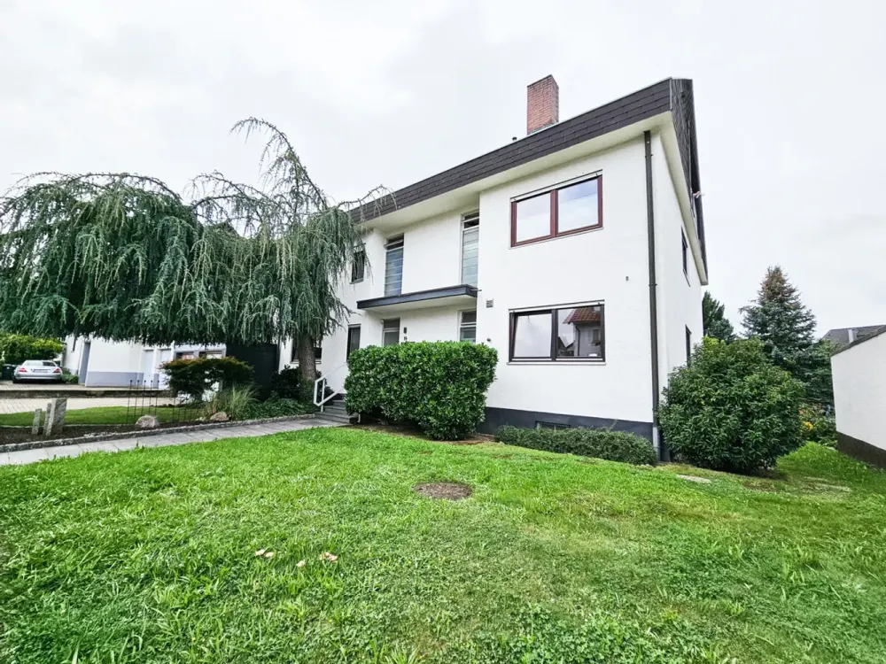 5-Room Apartment in Malsch (Ground Floor) with Garden Use