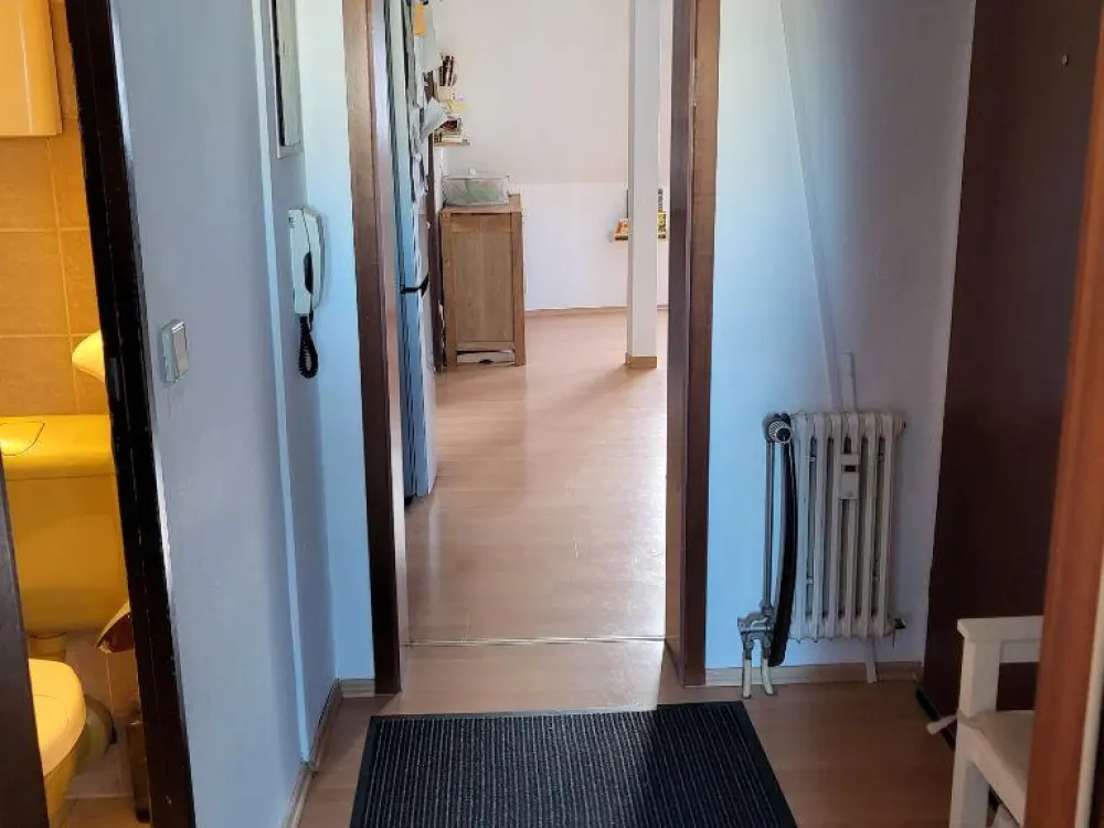 DACHGESCHOSS-MAISONETTE im Herzen von Neunkirchen / Nähe Klinikum