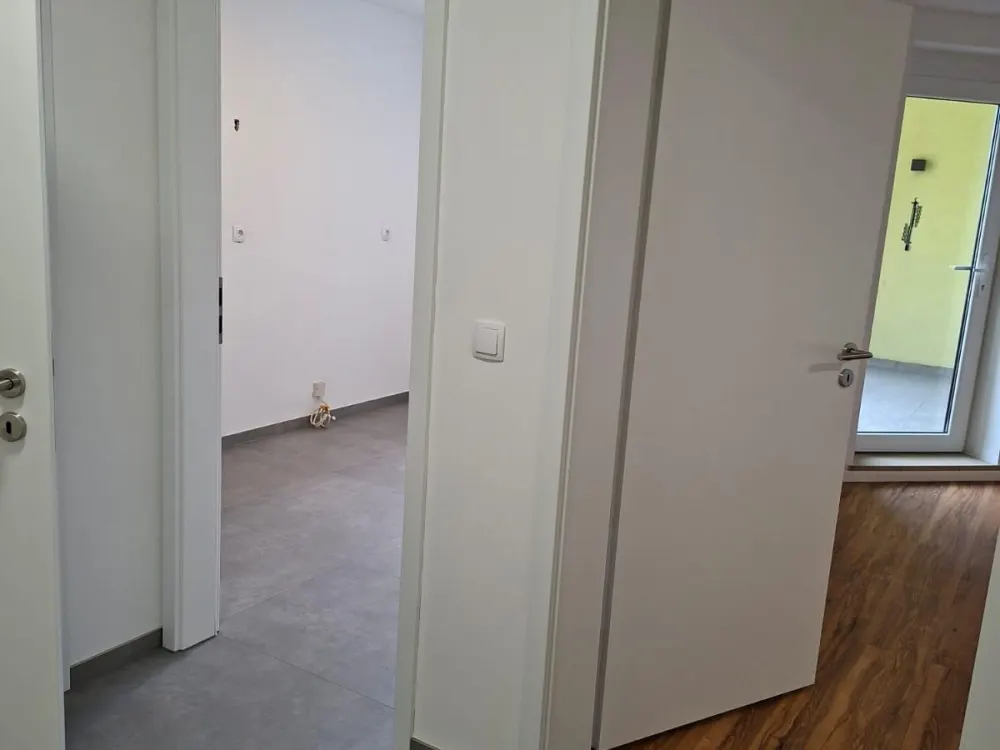 Successor Tenant Wanted for 4-Room Apartment in Röthenbach