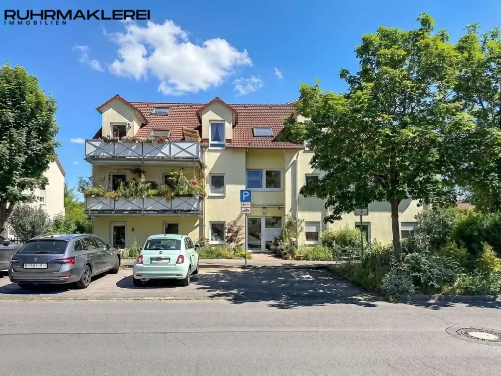 Barrier-free, renovated 2-room apartment with fitted kitchen and terrace in TOP location of Grundschöttel!