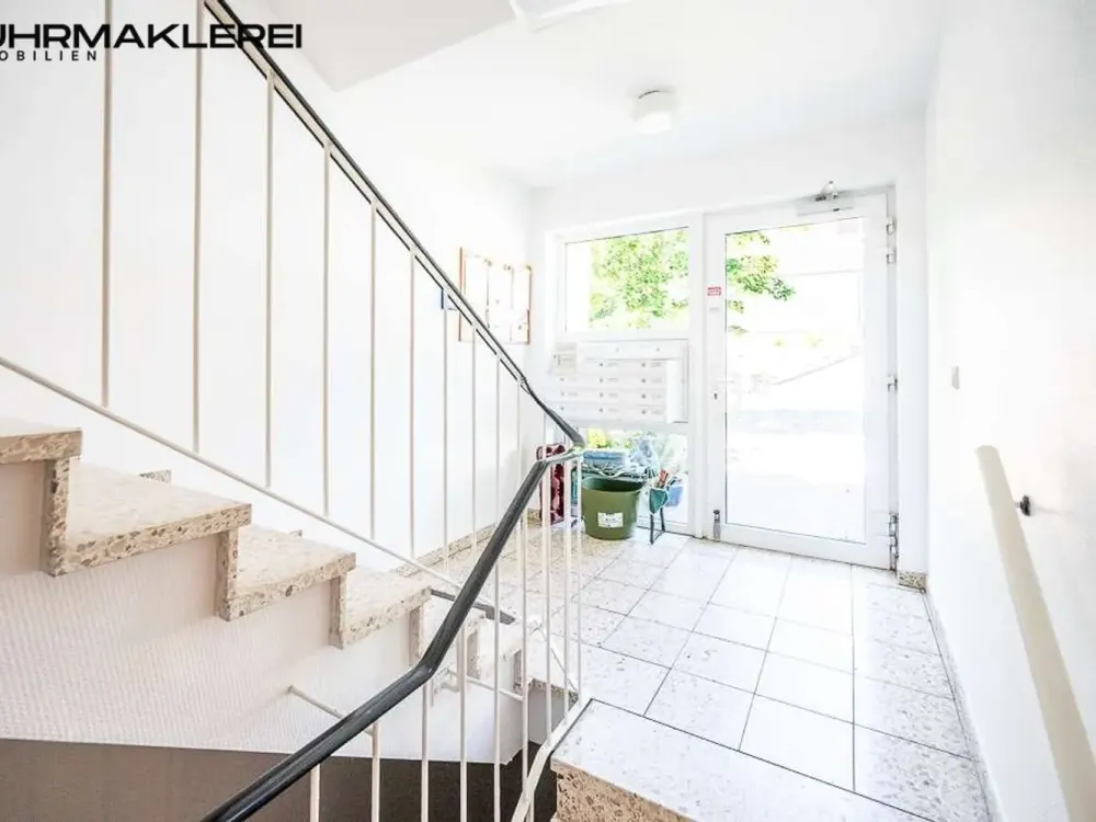 Barrier-free, renovated 2-room apartment with fitted kitchen and terrace in TOP location of Grundschöttel!