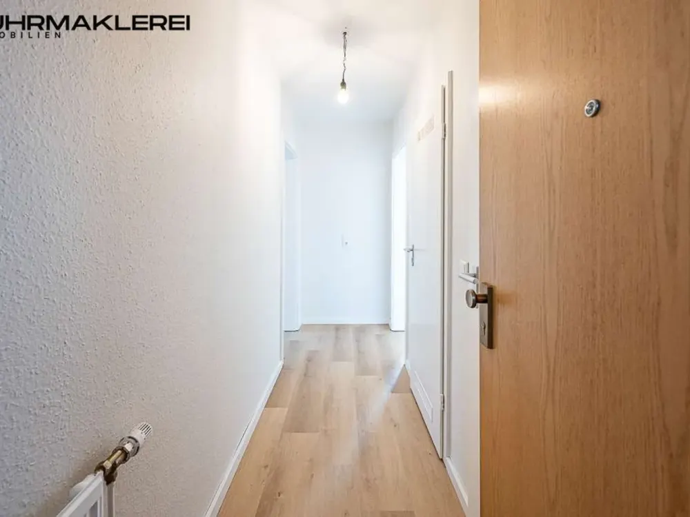 Barrier-free, renovated 2-room apartment with fitted kitchen and terrace in TOP location of Grundschöttel!