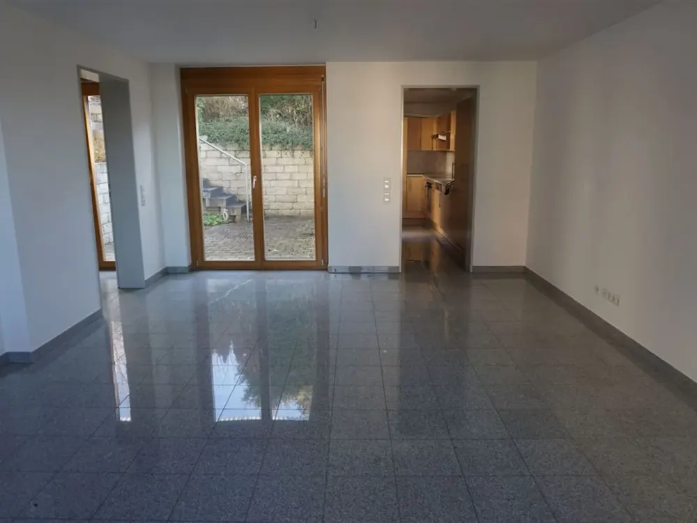 Gehobenes Wohnambiente - 3 Zimmer-Etagen-Wohnung mit Terrasse in Stadtnähe von Böblingen!
