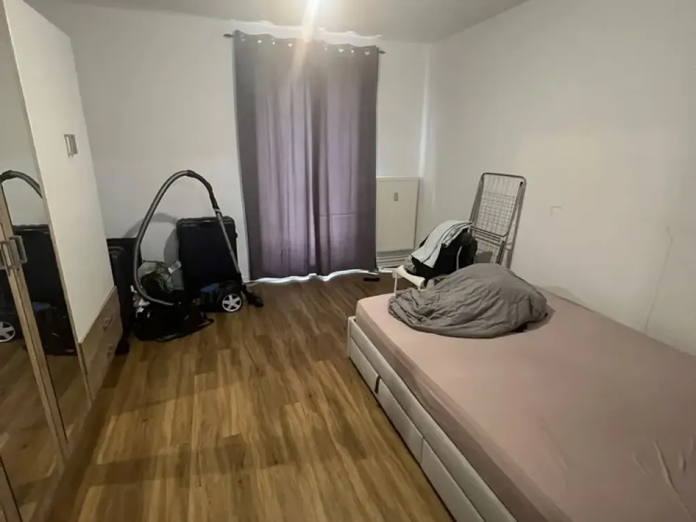 Hübsche 2-Zi.-Whg. mit Tageslichtbad und Balkon, frei ab sofort