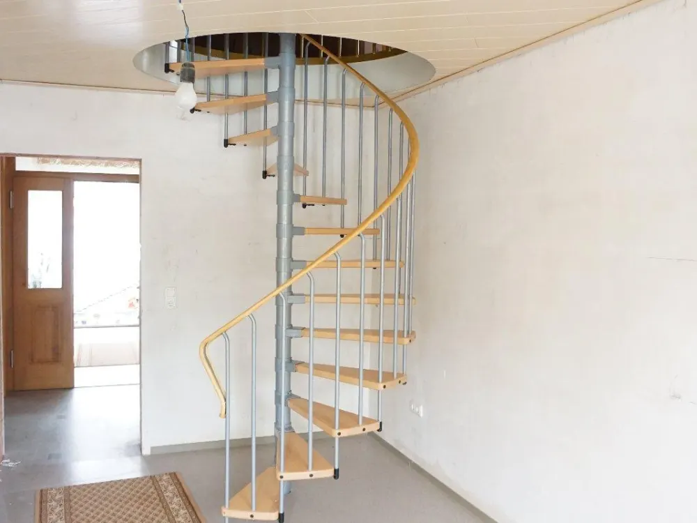 Maisonette Wohnung im Dachgeschoß WOH OT Istha