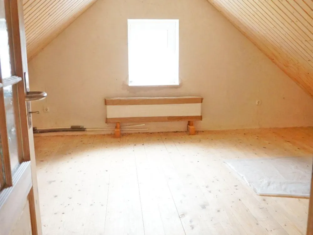 Maisonette Wohnung im Dachgeschoß WOH OT Istha