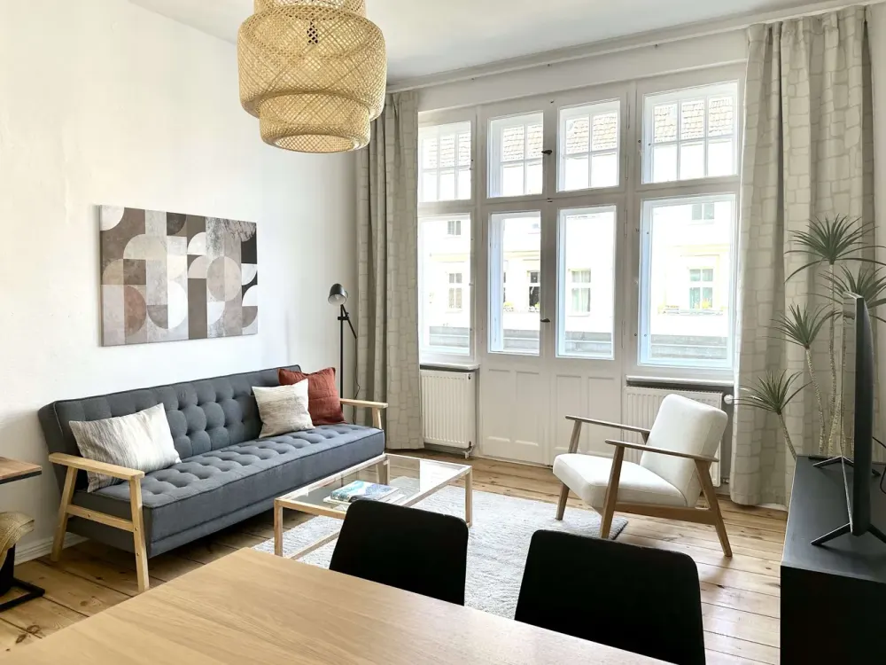 Stylish furnished 2 room flat with balcony