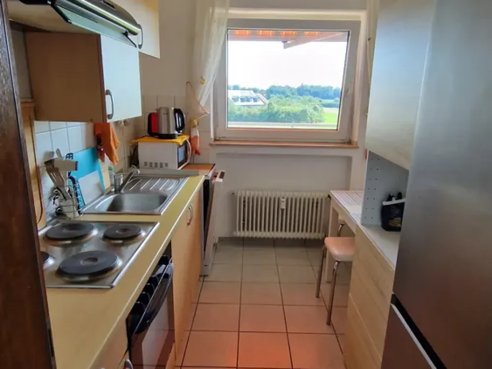 Geschmackvolle 2-Zimmer-Wohnung mit gehobener Innenausstattung mit EBK in Neuss