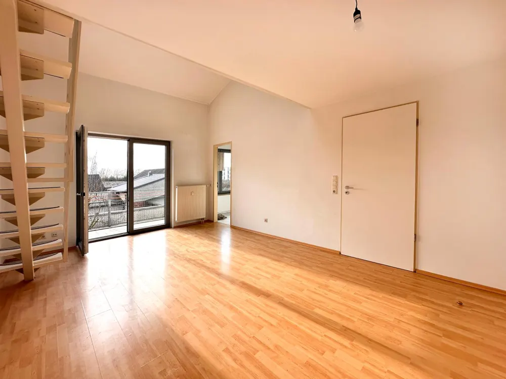 Leben im Licht: charmantes Appartement mit Galerie und perfekter Anbindung zum Flughafen BER