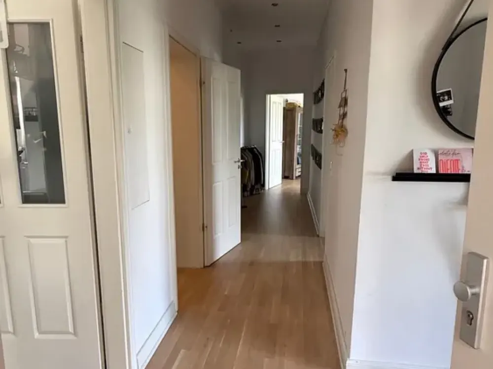 Moderne Altabau 3-Zimmer-Wohnung mit Balkon und zwei Bädern * Nähe Berger Straße*