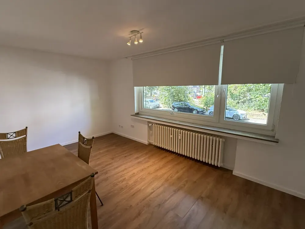 Kompaktes Wohnen in Derendorf: Ein-Zimmer-Apartment in Düsseldorf mit optionaler Garage