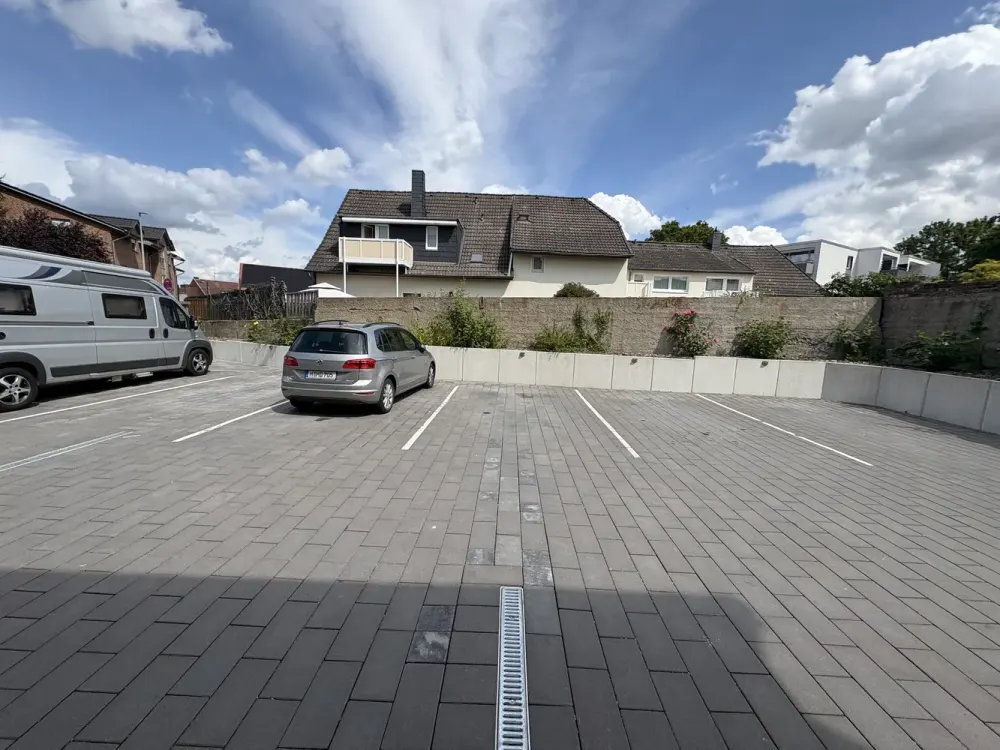 Bright 2-Room Apartment: Your New Home in Hannover-Anderten