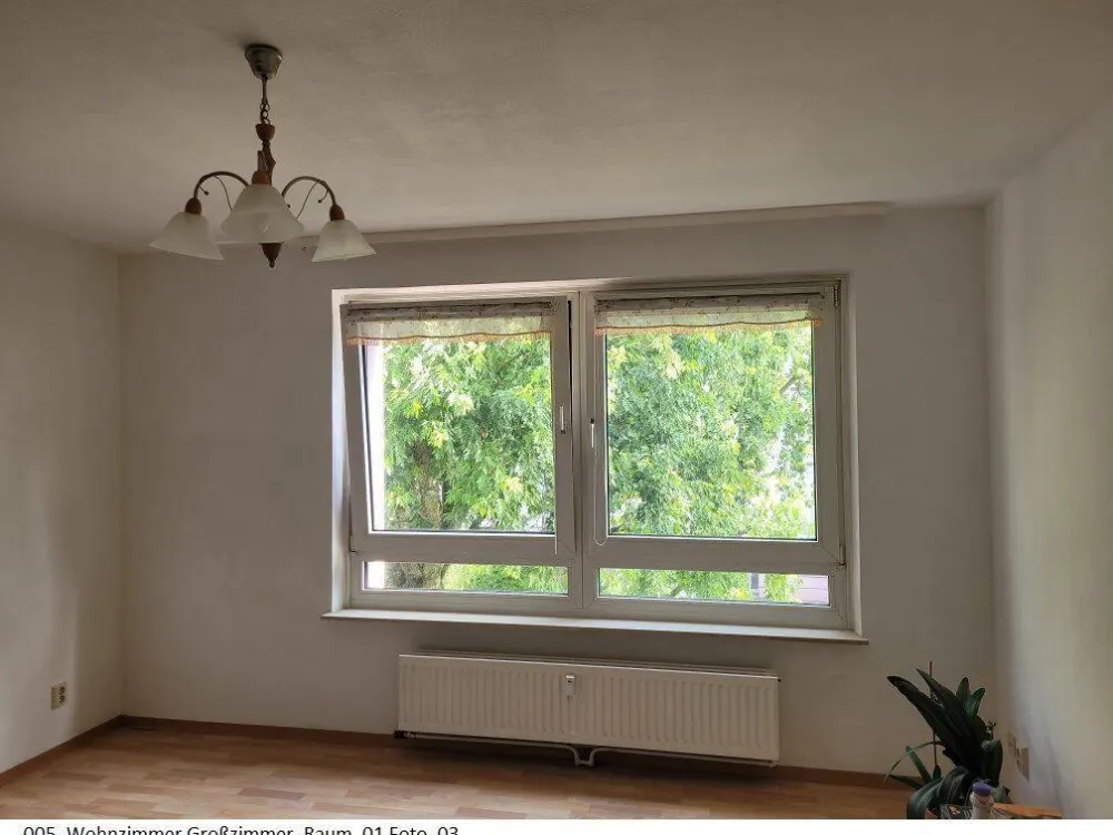 Eine exklusive, gepflegte 4,5-Zimmer-Wohnung mit Loggia und viel Extra in Frankfurt am Main