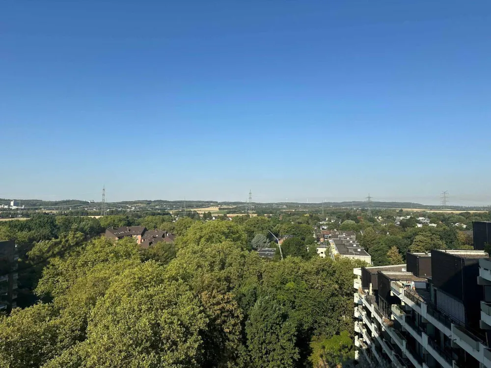 Leben mit Blick über Kölns grünen Westen