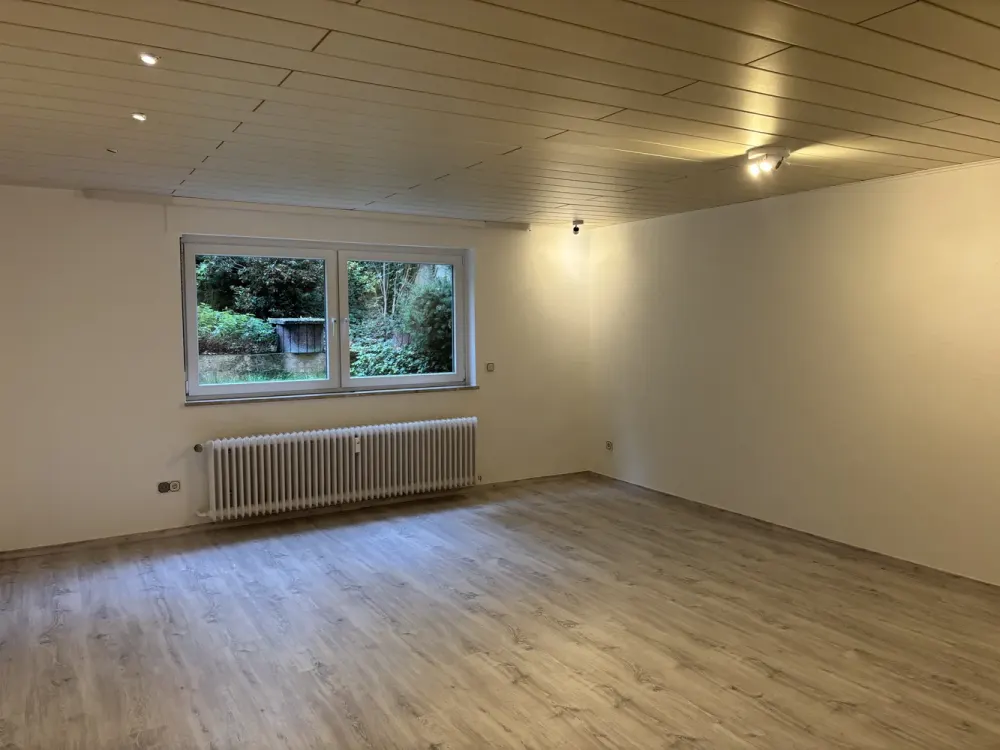 Vollständig renovierte 2-Zimmer-Wohnung in Saarbrücken