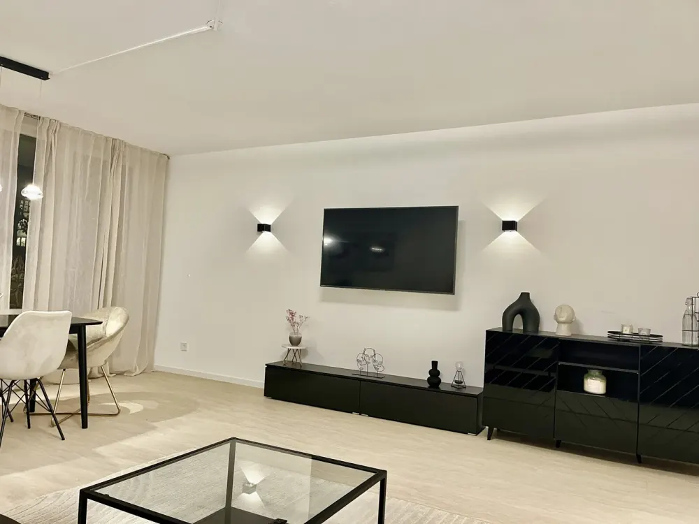 Furnished Central Apartment with Courtyard Balcony