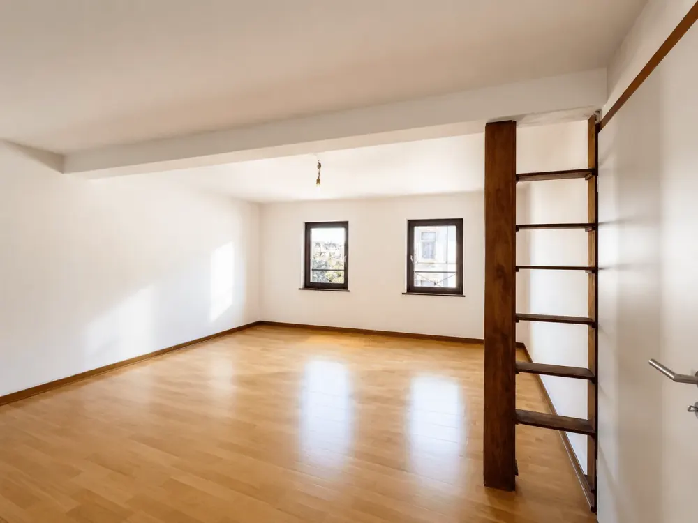 VOLLSTÄNDIG RENOVIERT!! Attraktive Wohnung mit neuer Einbauküche
