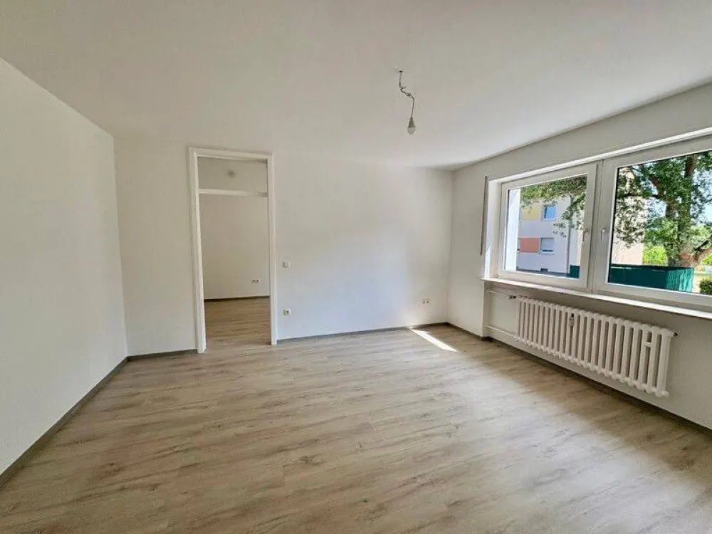 Bezugsfertige 2-Zimmer-Wohnung mit großem Balkon