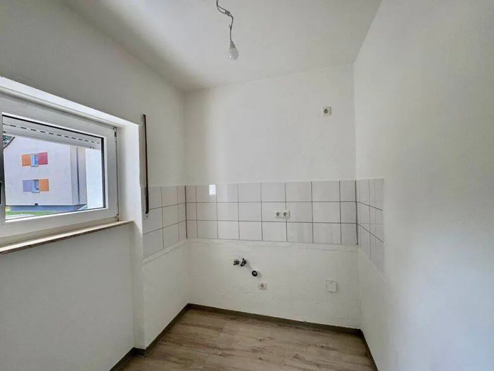 Bezugsfertige 2-Zimmer-Wohnung mit großem Balkon