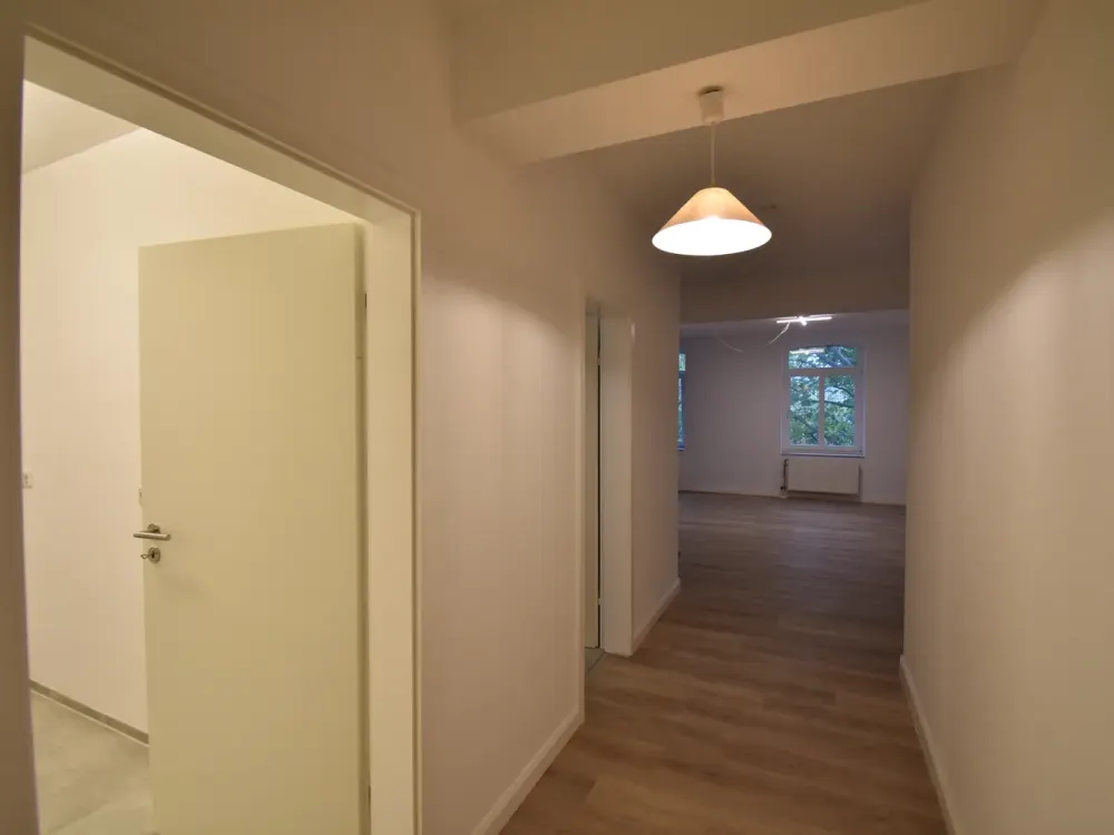 Renoviert in Willich! Modernes Großraumapartment mit Trennwand