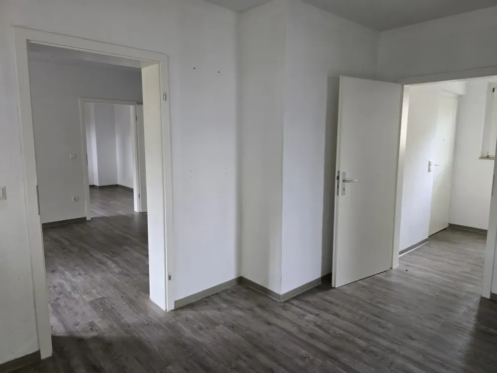 Spacious 4-Room Apartment with Terrace and 2 Bathrooms