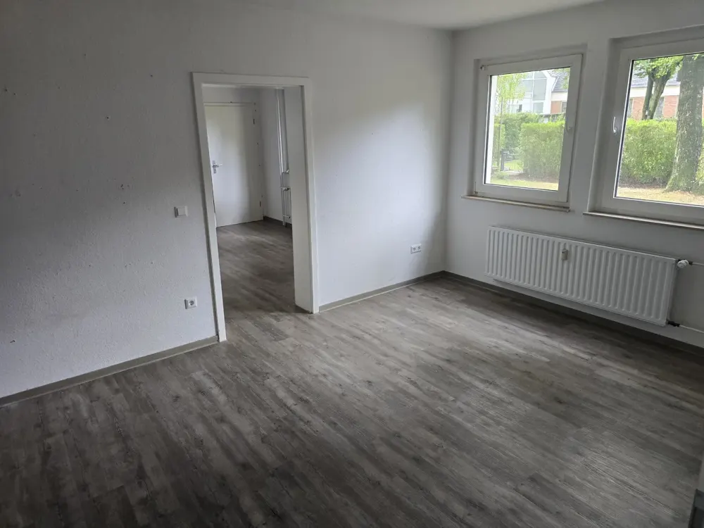 Spacious 4-Room Apartment with Terrace and 2 Bathrooms