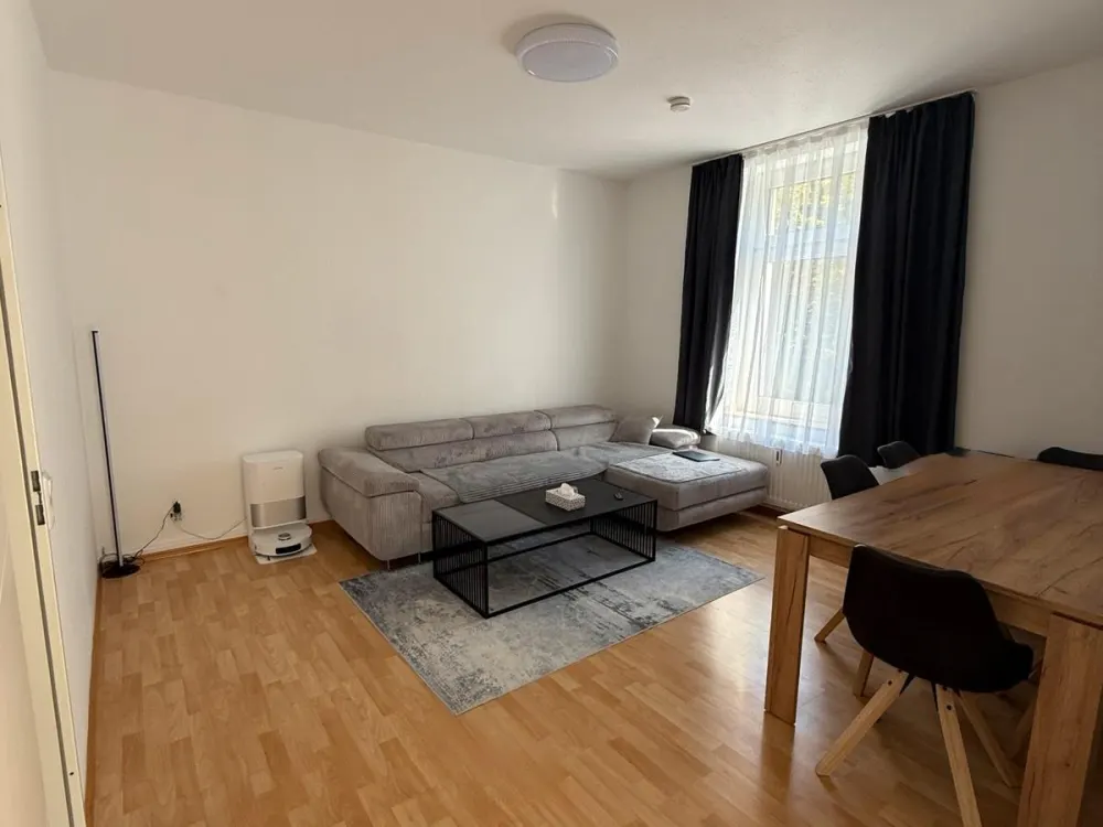 Nachmieter gesucht - 2 - Zimmer Wohnung mit EBK, zum 01.10.2026