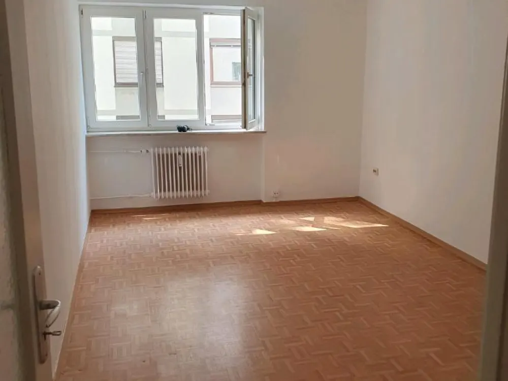 NACHMIETER GESUCHT: Einzimmerwohnung in Maxvorstadt