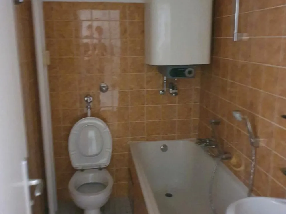 NACHMIETER GESUCHT: Einzimmerwohnung in Maxvorstadt