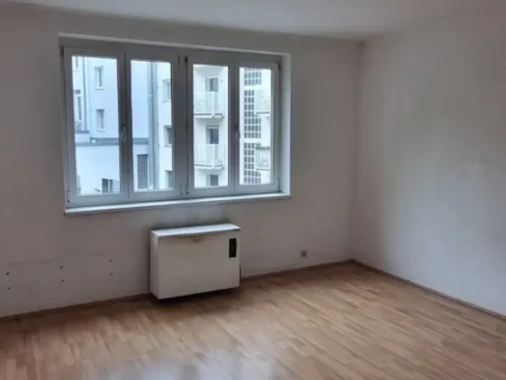 Zimmer im Zweiten zu vermieten