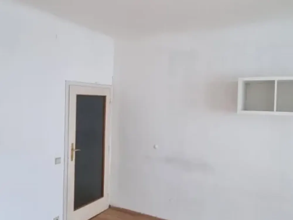 Zimmer im Zweiten zu vermieten