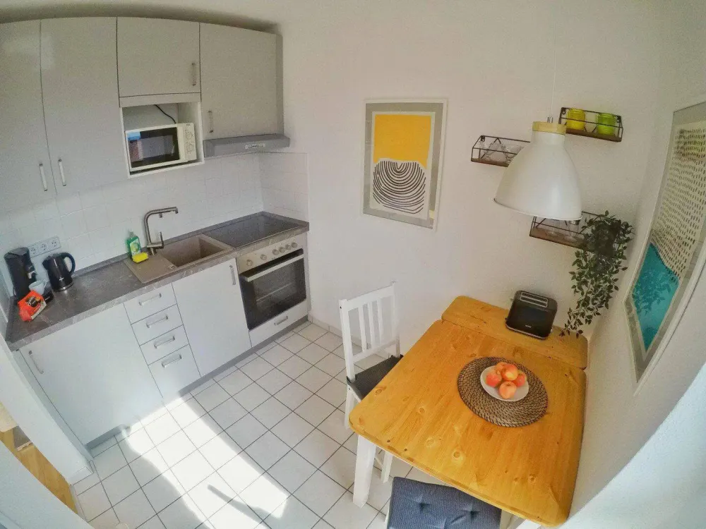 High-quality furnished 1-room apartment in central location in Erfurt