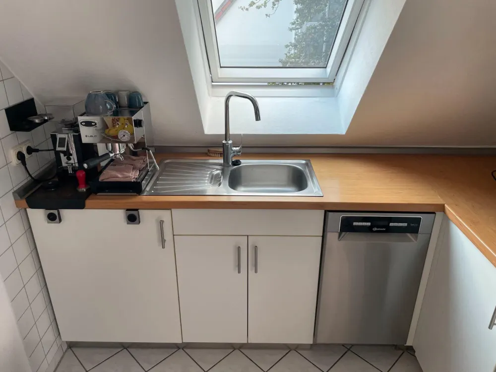 2Zimmer DG Wohnung zu vermieten