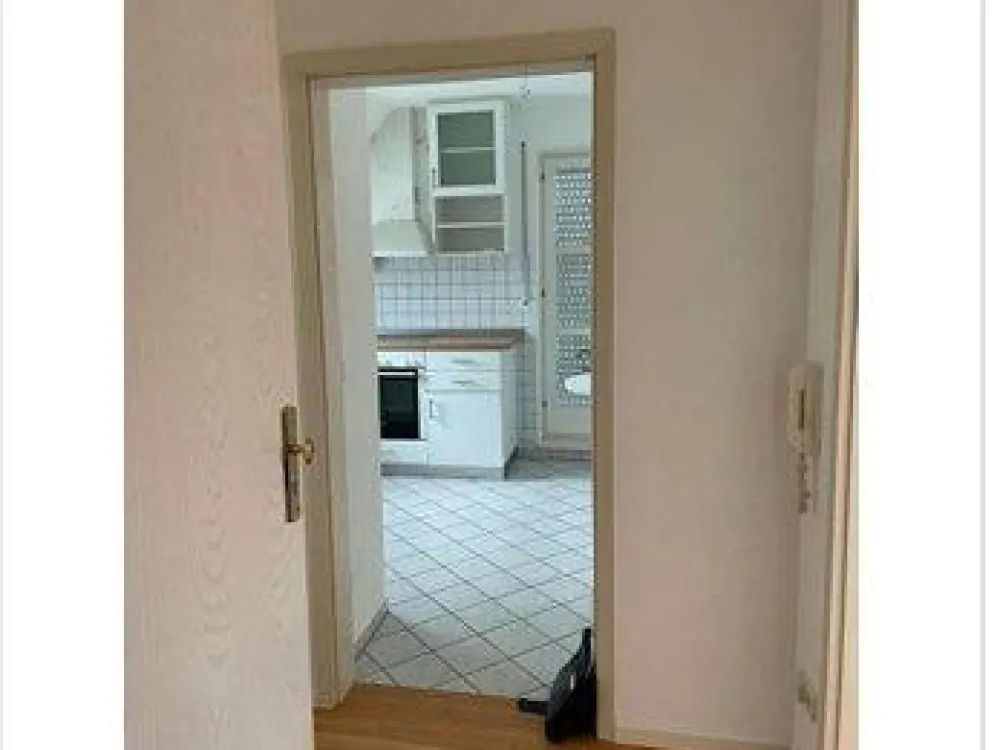 2Zimmer DG Wohnung zu vermieten