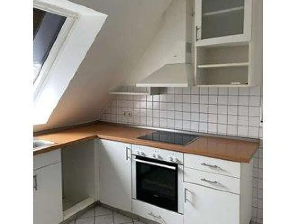 2Zimmer DG Wohnung zu vermieten